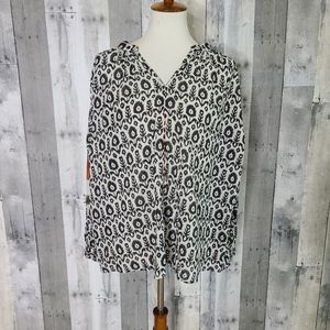 Roberta Roller Rabbit Black and White Printed V-Neck Blouse